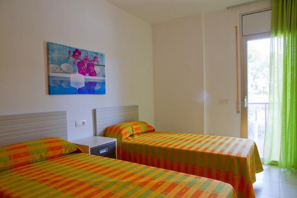Rentalmar Paradise Families Only Con Parking Salou Room photo