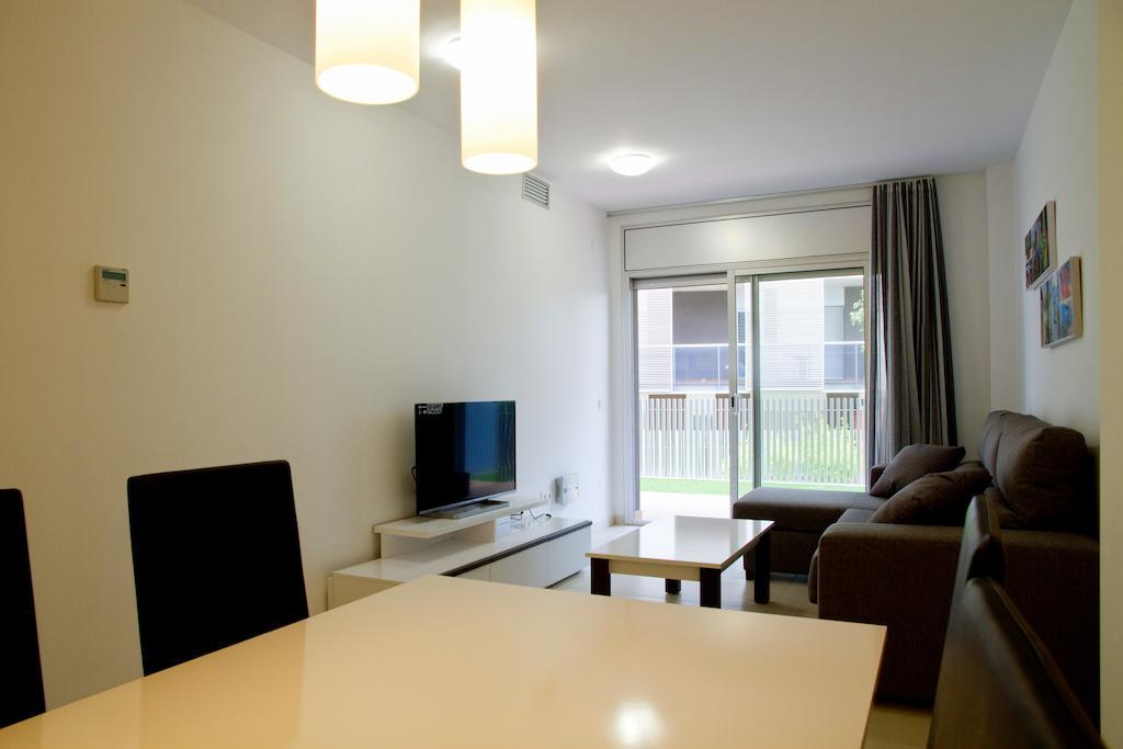 Rentalmar Paradise Families Only Con Parking Salou Room photo