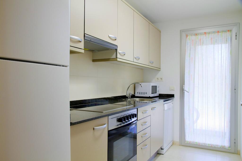 Rentalmar Paradise Families Only Con Parking Salou Room photo